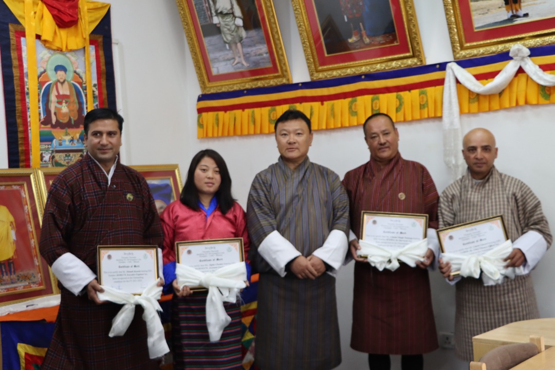 Outstanding Recipients